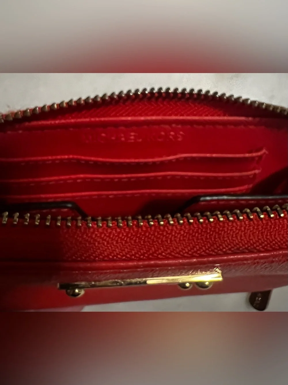 Michael Kors red Pebbled Leather Zip Around Wallet Gold Plate SEE PICS-